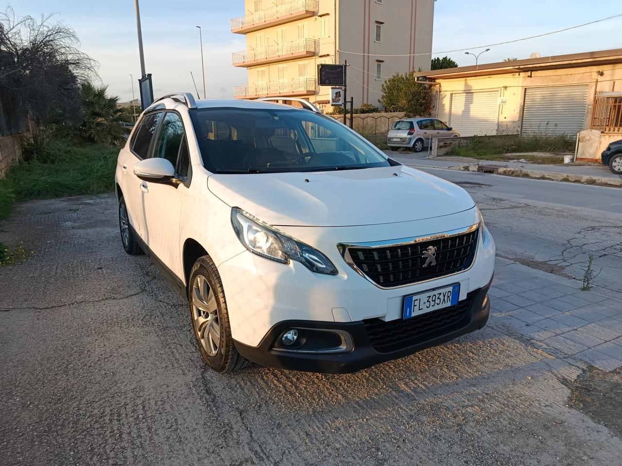 Peugeot 2008 BlueHDi 100 Active