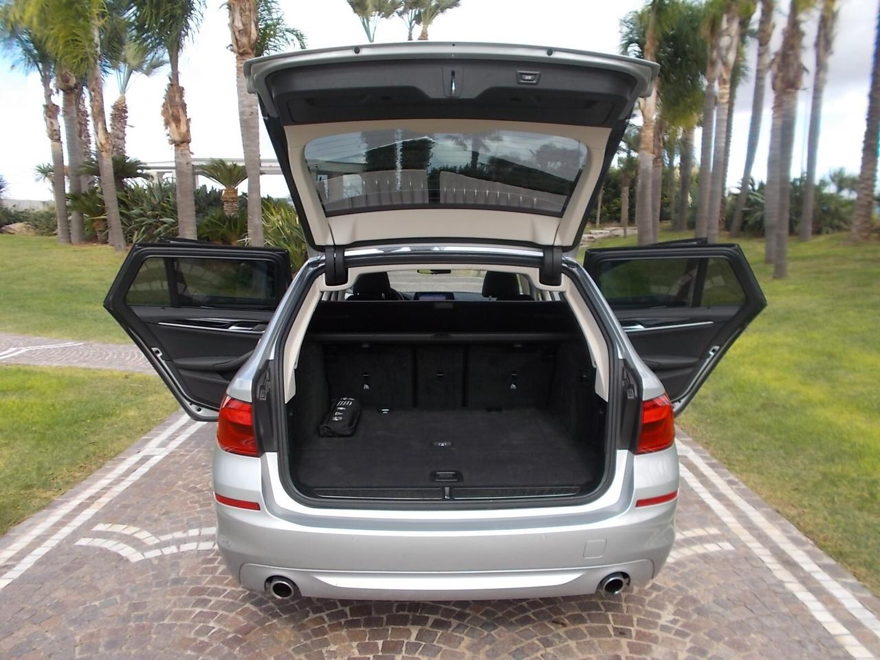 Bmw 518d Touring 150cv Aut. *FULL OPT.* da VETRINA