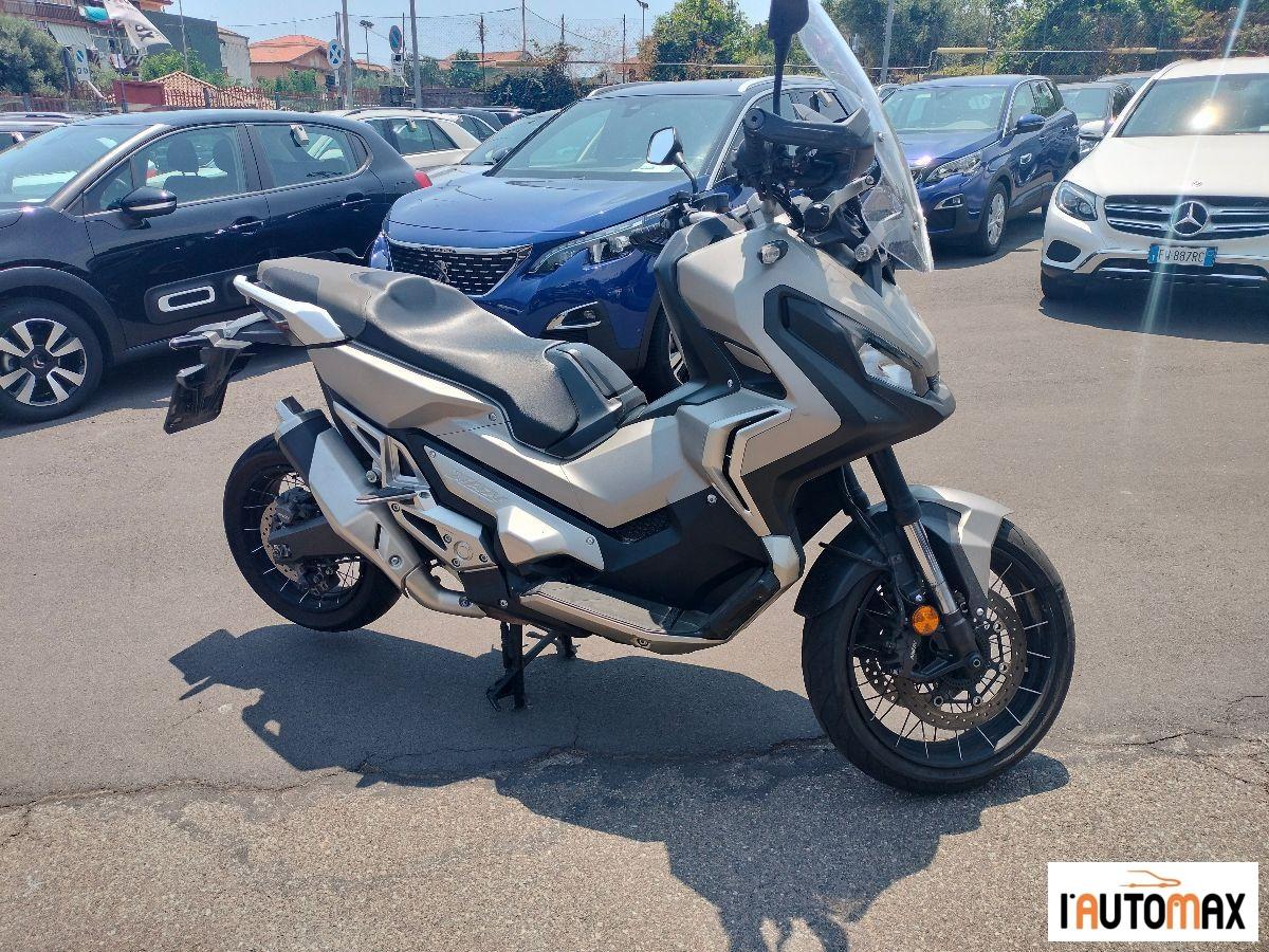 Honda - X-ADV 750 DCT Abs my18