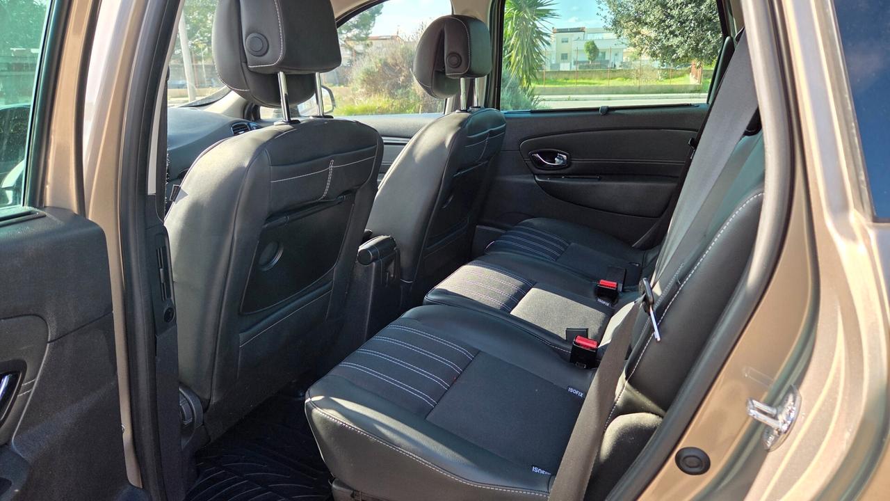 Renault Scenic Scénic X-Mod 1.5 dCi 110CV Luxe