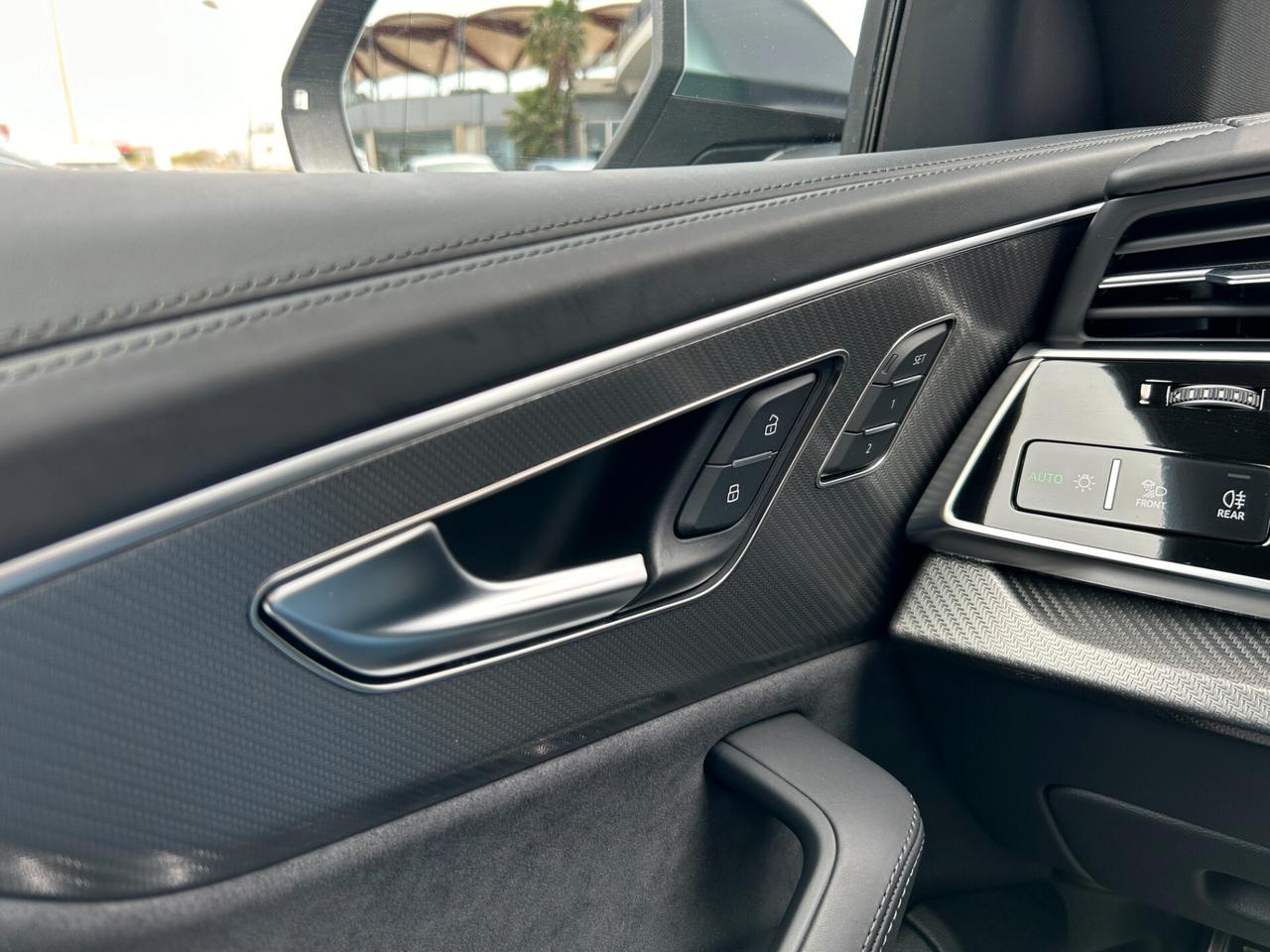 Audi RS Q8 4.0 mhev quattro tiptronic