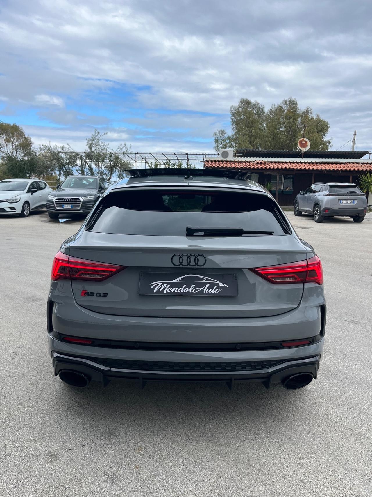 Audi Q3 RS SPB quattro S tronic