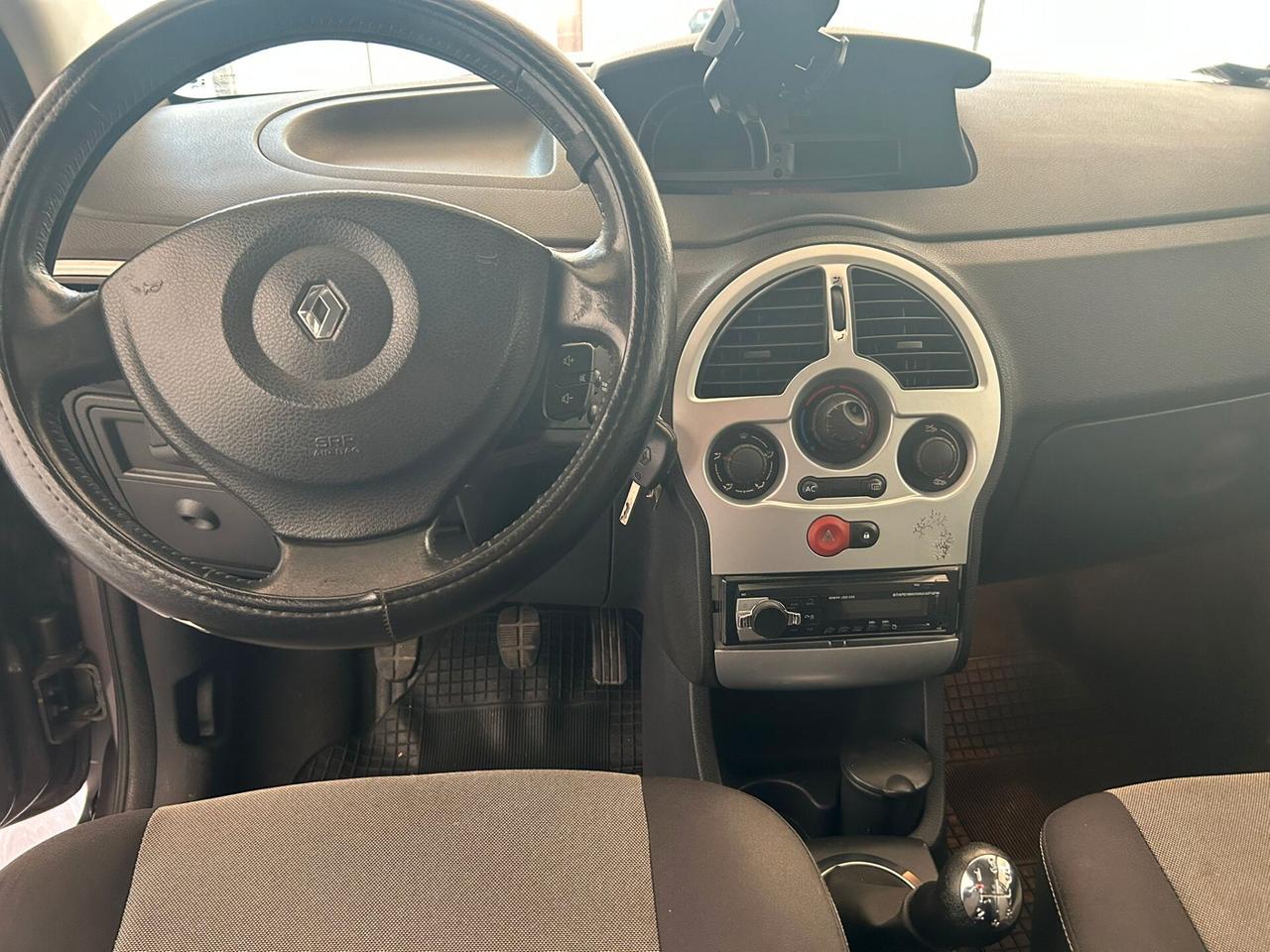 Renault Modus 1.5 dCi 70CV Neopatentati