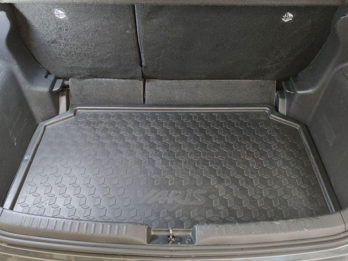 TOYOTA Yaris IV 2020 - Yaris 1.5h Lounge
