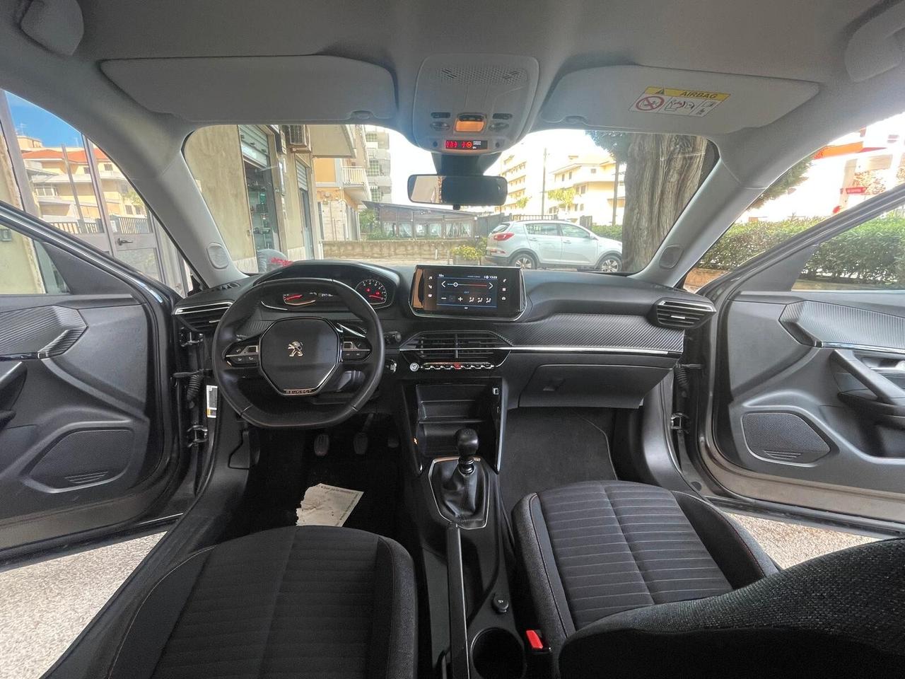 Peugeot 2008 PureTech 100 S&S Allure