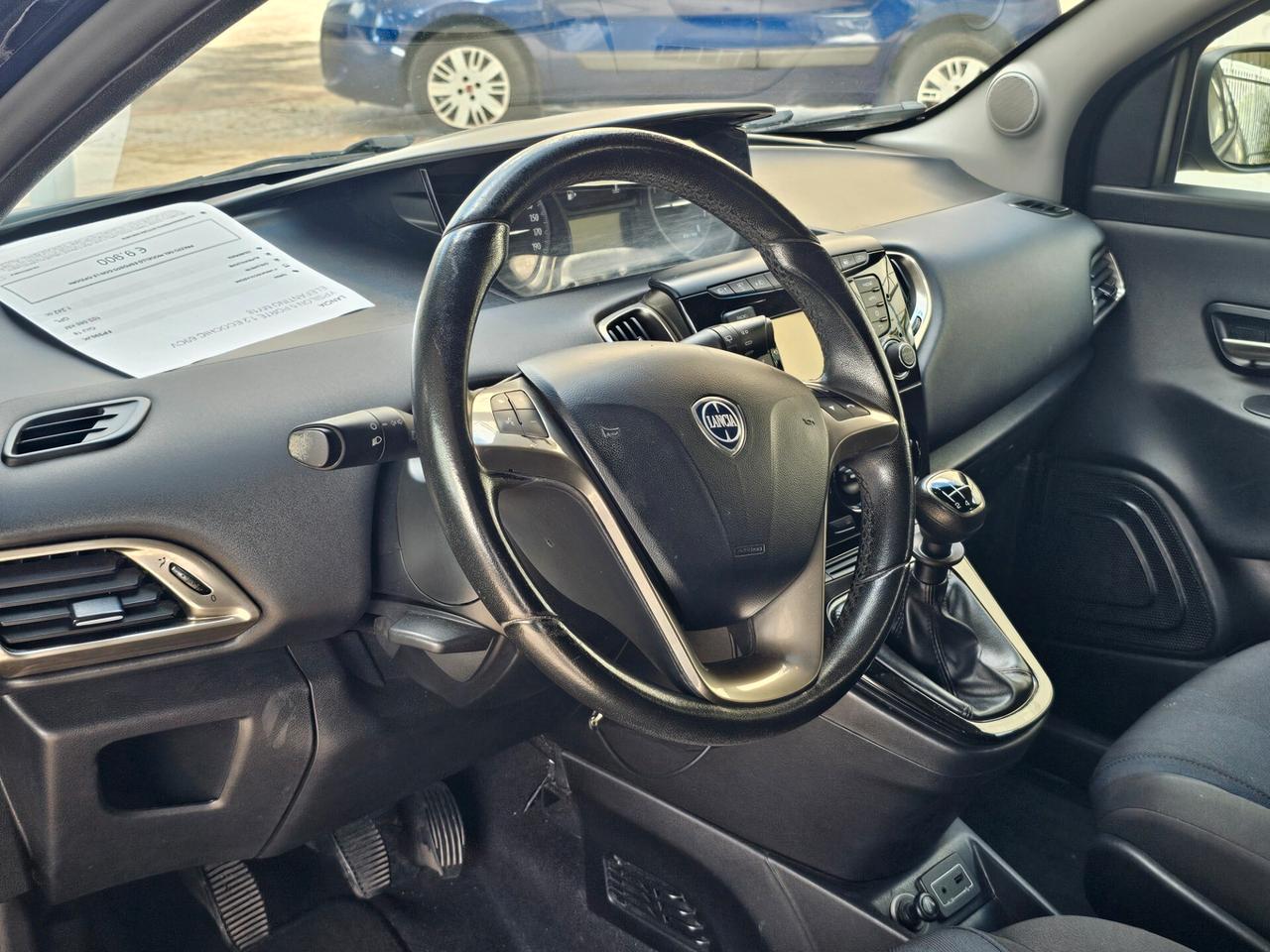 Lancia Ypsilon 1.2 69 CV 5 porte GPL Ecochic Elefantino Blu