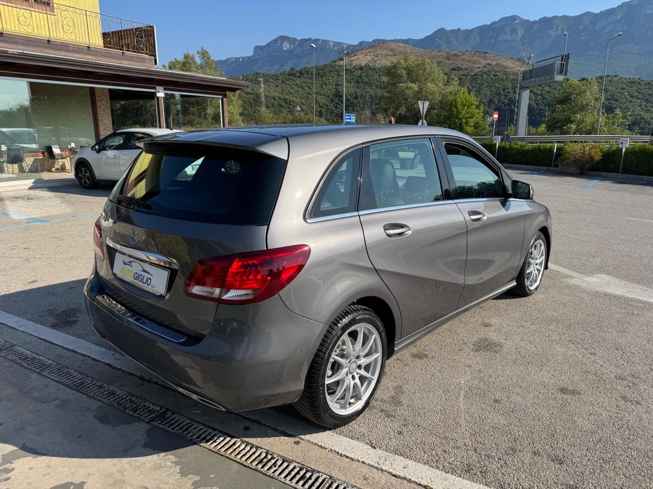 Mercedes-benz B 200 d Automatic Sport