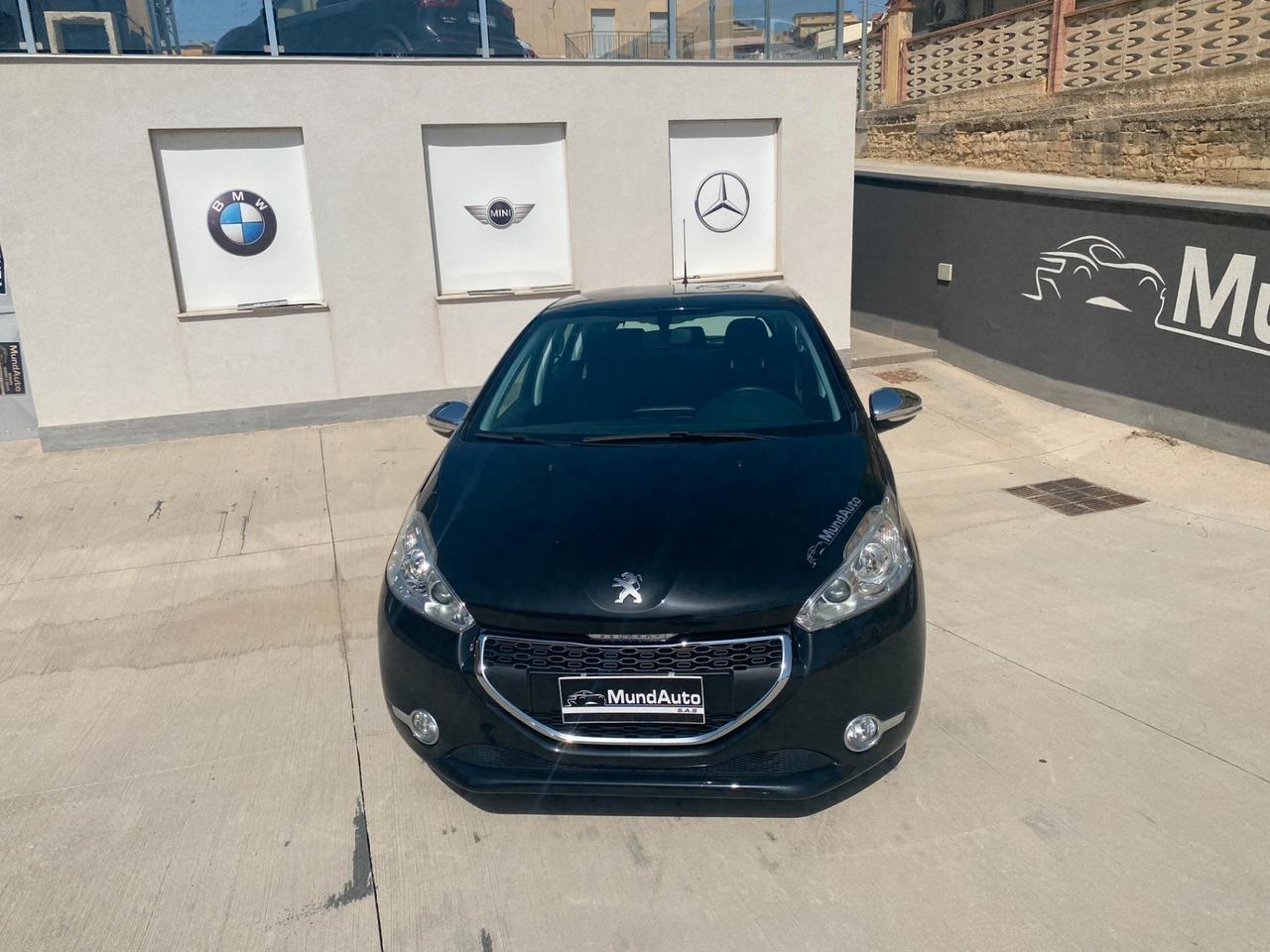 Peugeot 208 1.6 e-HDi 92 CV Stop&Start 5 porte Allure