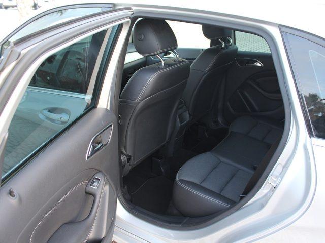 MERCEDES-BENZ B 180 d Automatic Sport