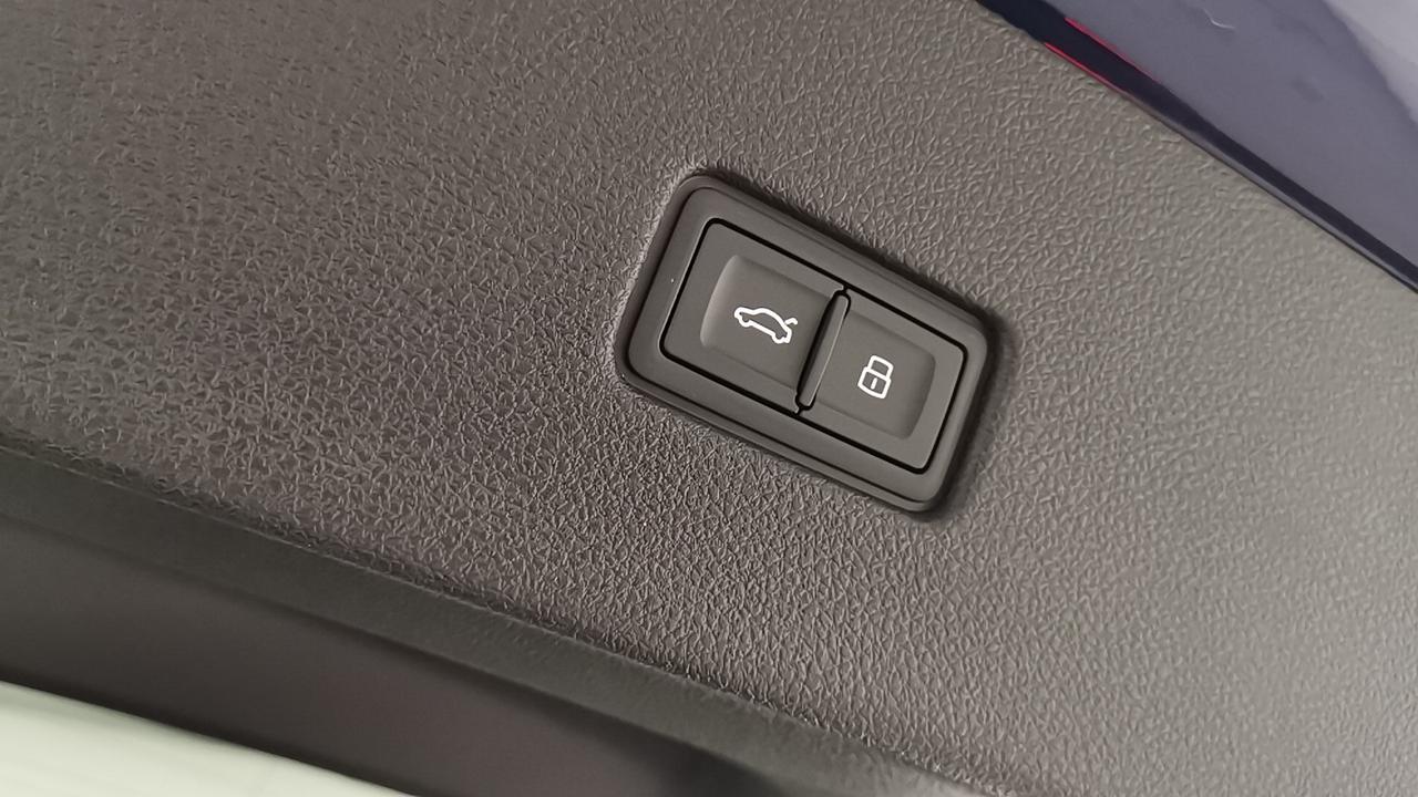 AUDI Q8 - Q8 50 3.0 tdi mhev Sport quattro tiptronic