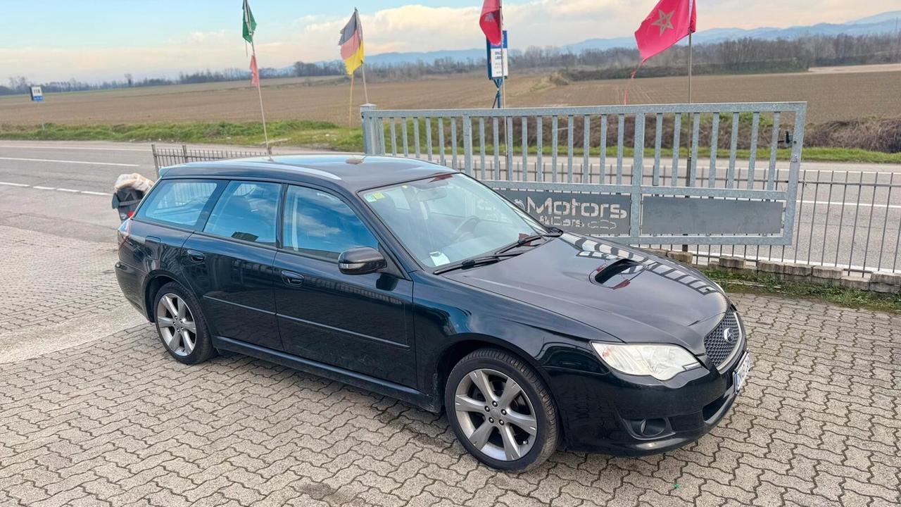 Subaru Legacy 2.0D 16V Station Wagon 2009