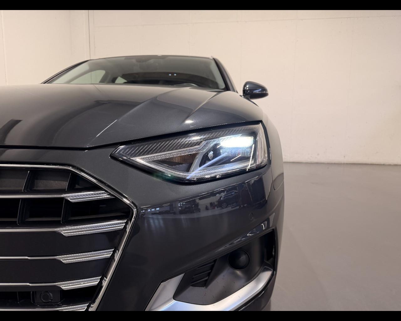 AUDI A4 AVANT 30 TDI MHEV S-TRONIC BUSINESS ADVANCED