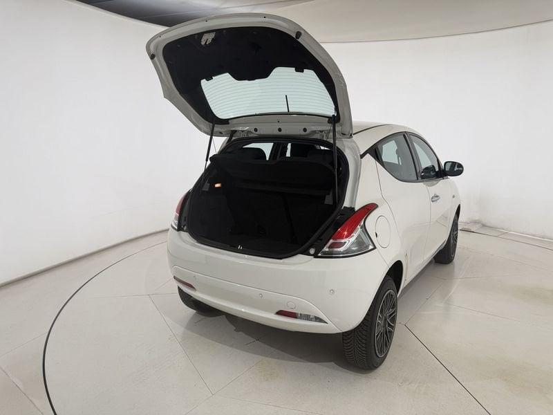 Lancia Ypsilon 0.9 TwinAir 70cv metano Ecochic GOLD