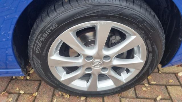 OPEL Corsa 1.2 Blitz Edition