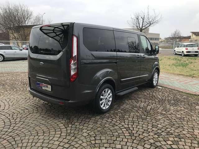 Ford Transit Custom custom 8 posti 2.0 tdi TITANIUM.