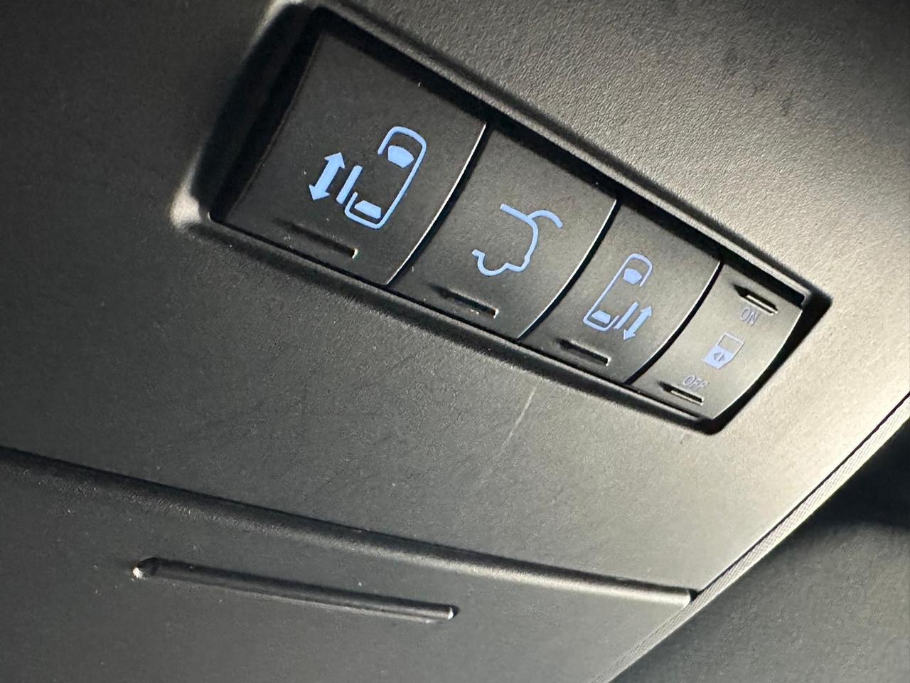 Lancia Voyager 2.8 Turbodiesel S 177 CV