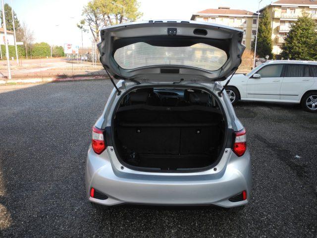 TOYOTA Yaris 1.5 Hybrid 5p. Business -OK NEOPATEN.-"DA VETRINA"