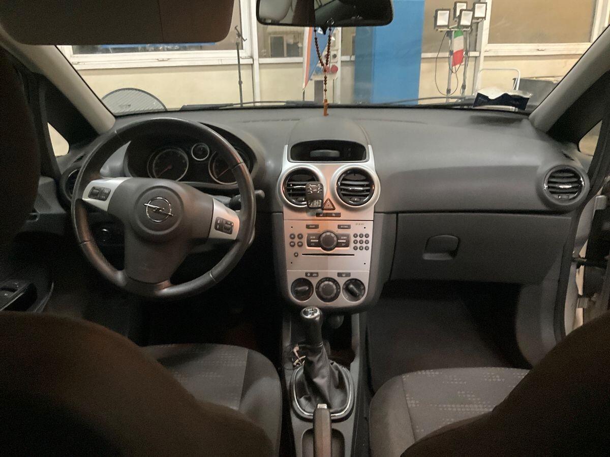 Opel Corsa 1.2 85CV 5 porte GPL-TECH COSMO