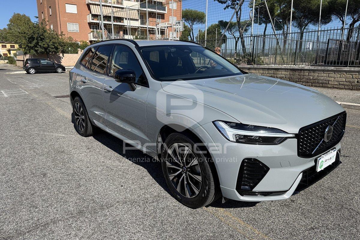 VOLVO XC60 B4 (d) automatico Plus Dark