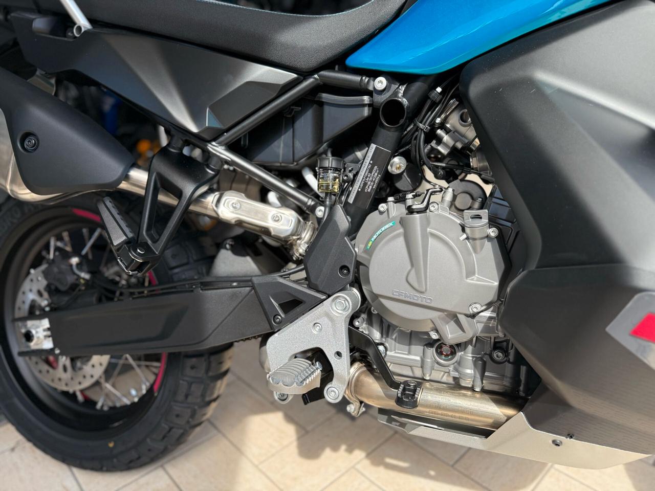 CFMOTO MT-X 800 ALTA 870