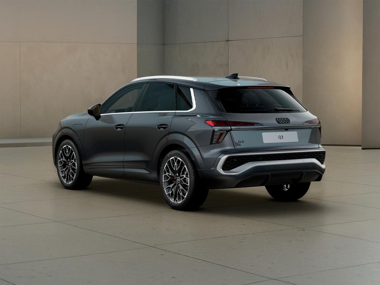 Audi Q3 1.5 e-hybrid business 272cv s-tronic