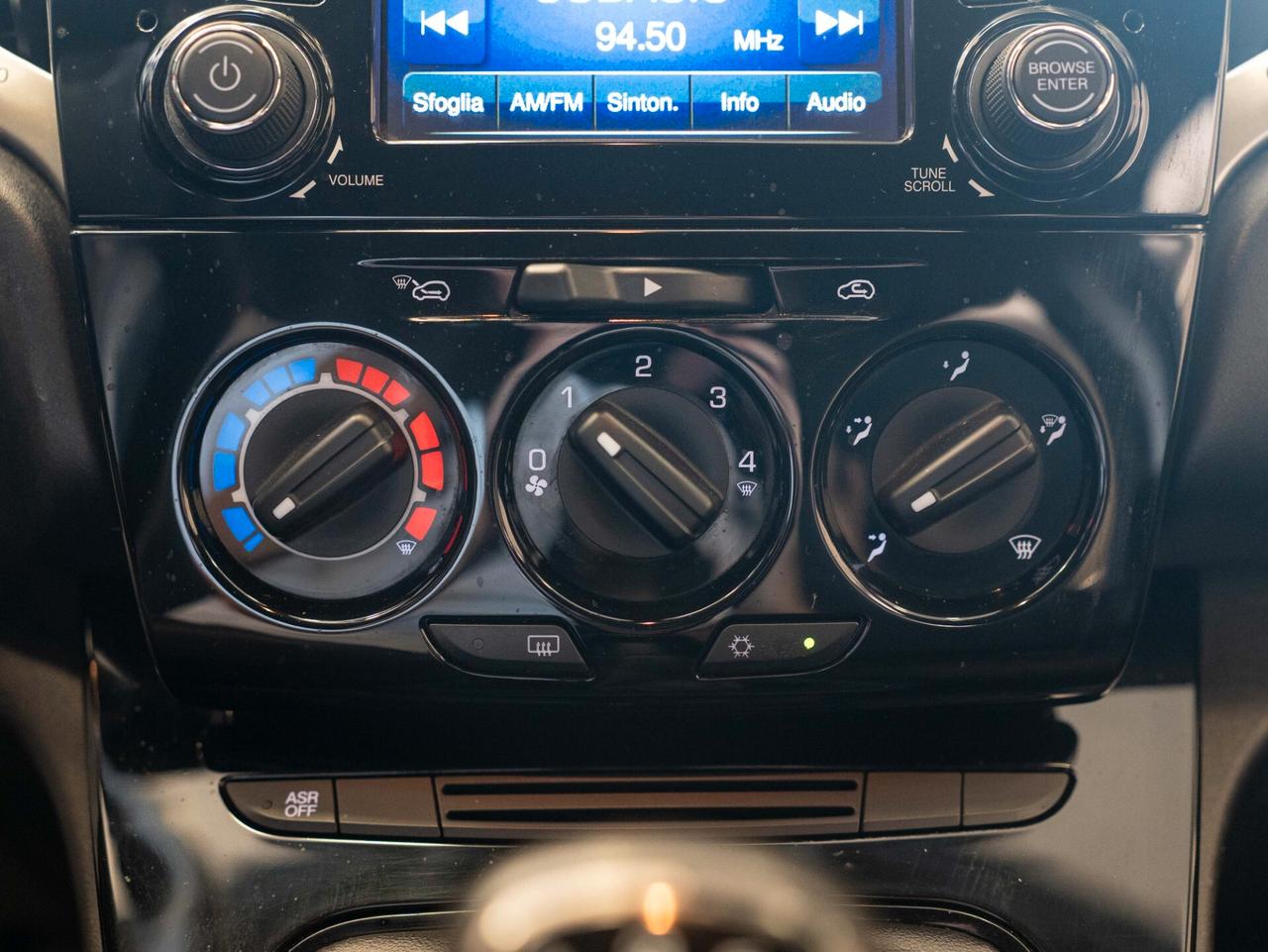 Lancia Ypsilon 1.2 69 cv GPL Gold