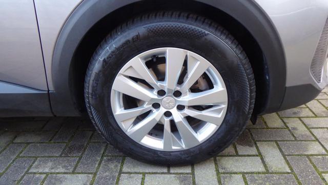 PEUGEOT 3008 BlueHDi 130 S&S EAT8 Active Pack