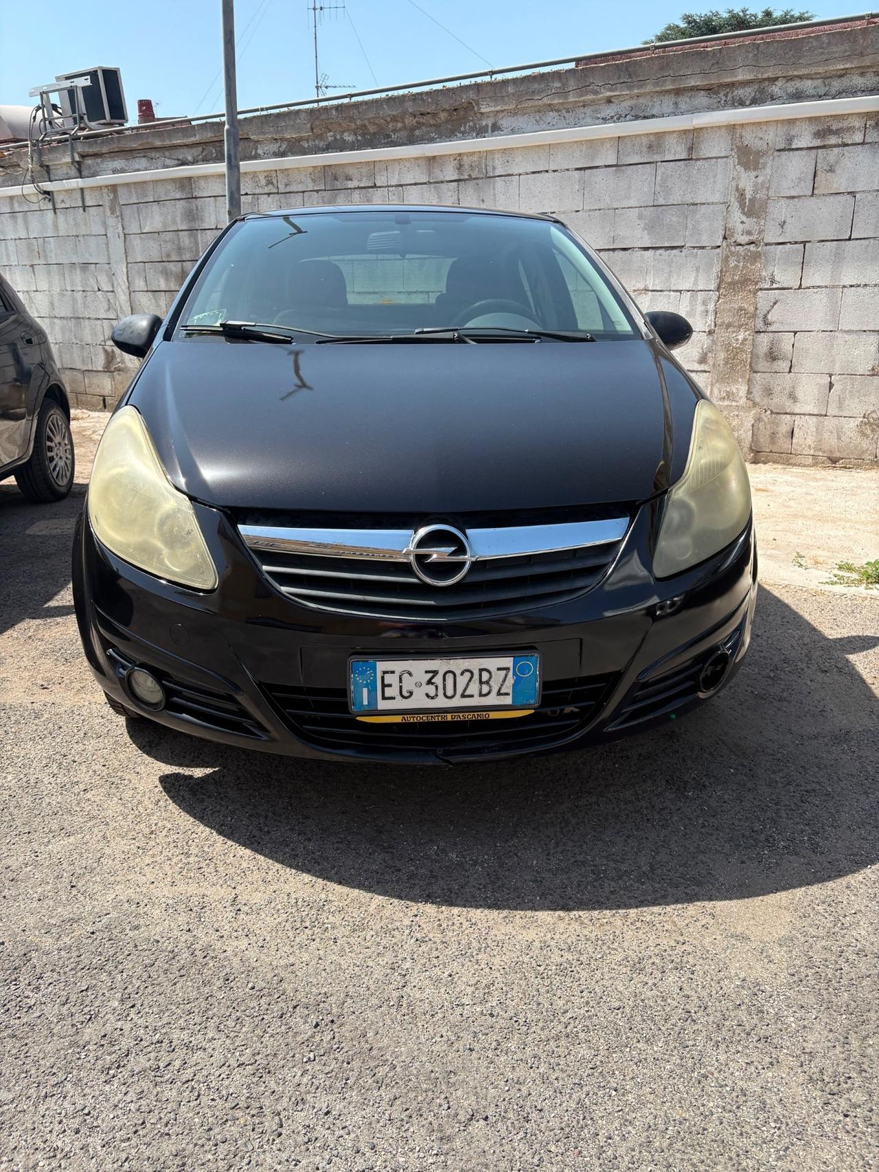 Opel Corsa 1.2 5 porte Club