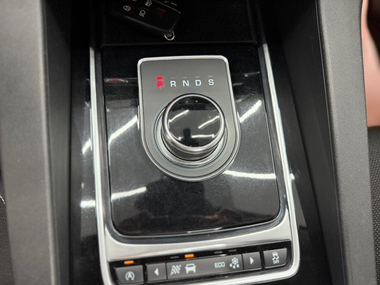 Jaguar F-Pace 2.0 D 180 CV AWD R-Sport 2017