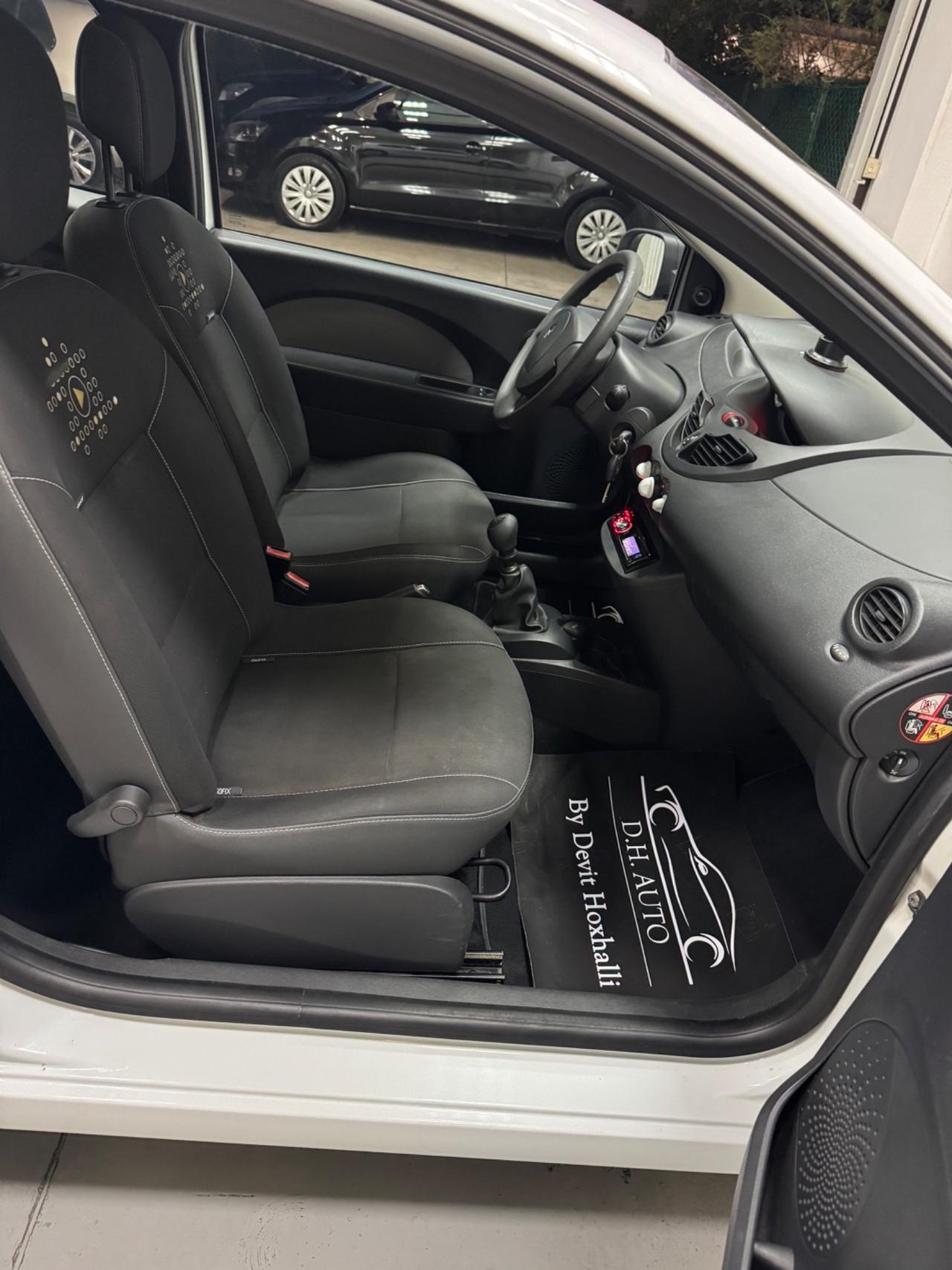 Renault Twingo 1.2 16V Live