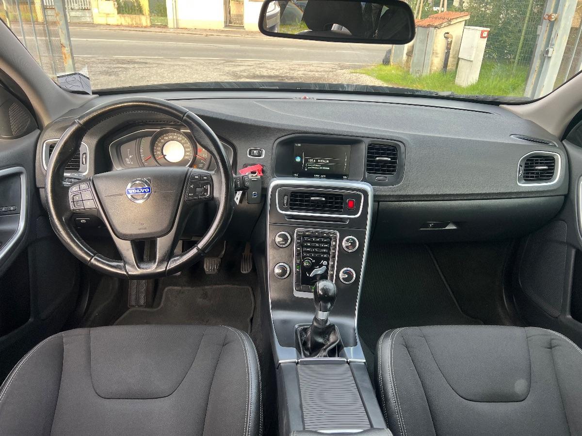 VOLVO - V60 1.6 d2 Kinetic