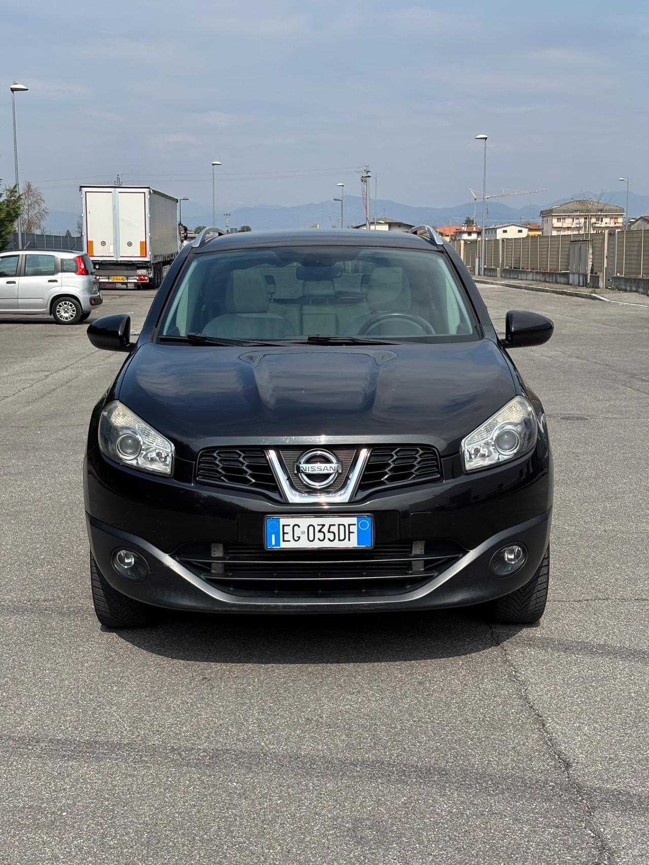 Nissan Qashqai 2.0 dCi DPF Tekna 4x4 GARANZIA