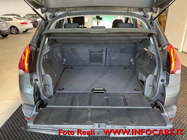 PEUGEOT 3008 1.6 HDi 115CV Active