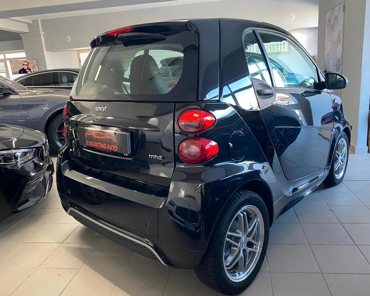 Smart ForTwo 1000 52 kW MHD coupé passion