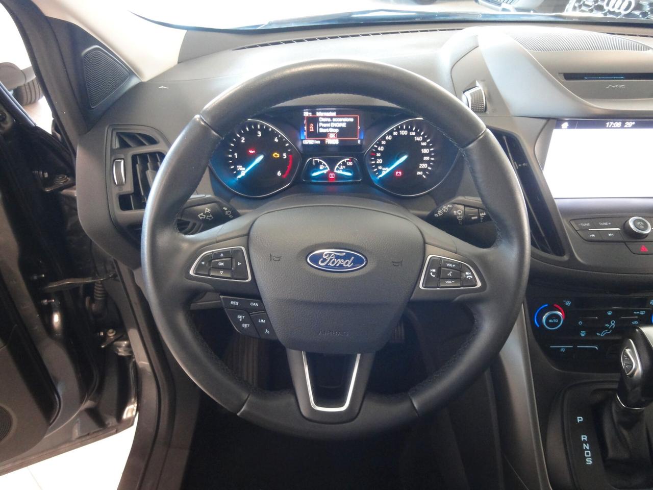 Ford Kuga 2.0 TDCI 150 CV S&S 4WD Powershift Business