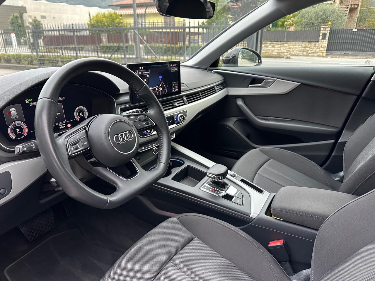 Audi A4 Avant 40 TDI S tronic Business Advanced