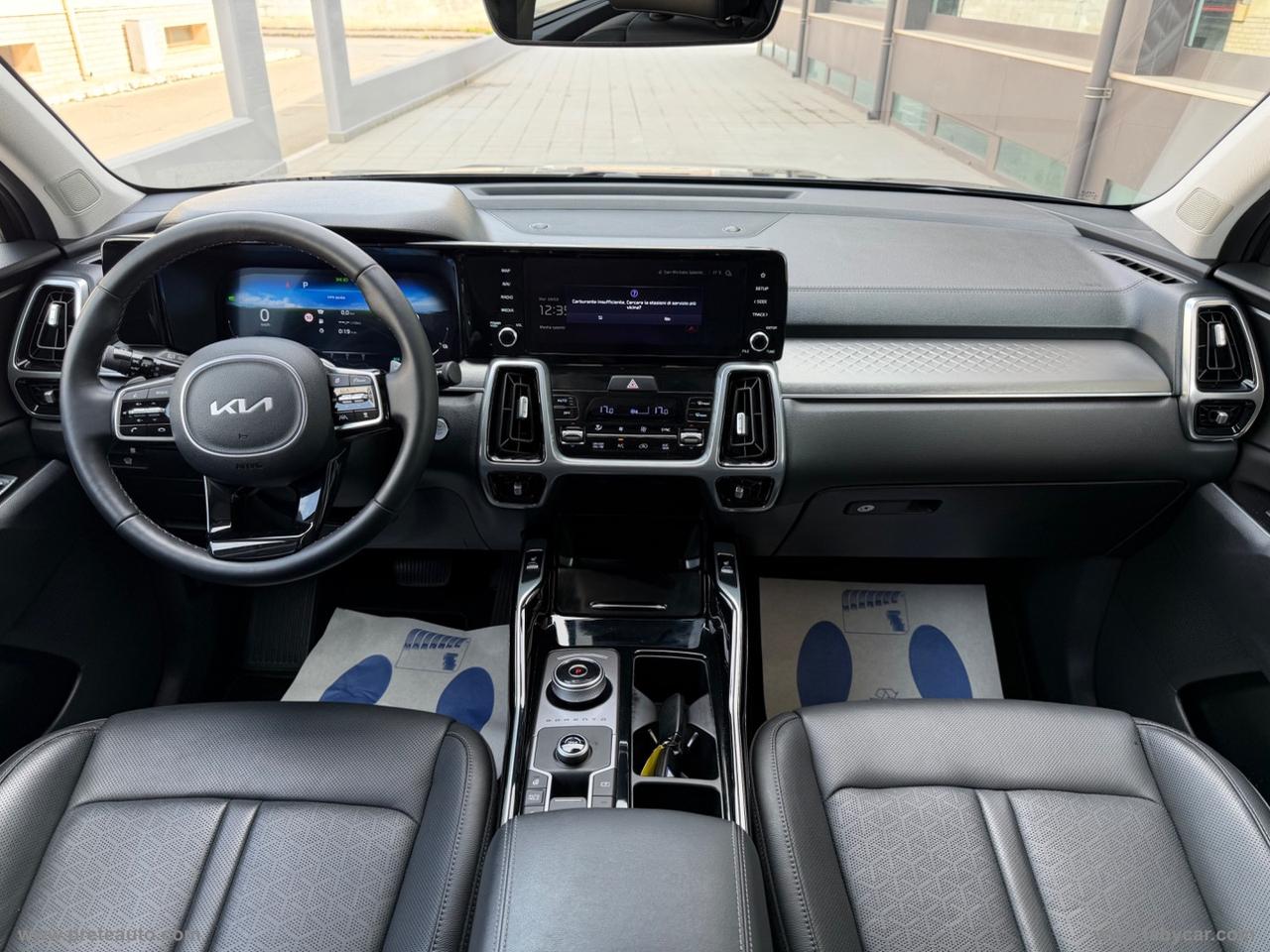 KIA Sorento 1.6 T-GDi HEV AT6 2WD Style