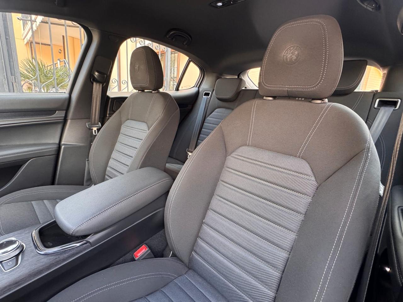 Alfa Romeo Stelvio 2.2 Turbodiesel 160 CV AT8 RWD Super