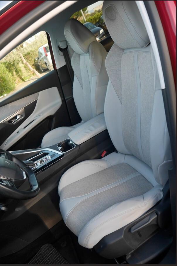 Peugeot 3008 BlueHDi 130 S&S EAT8 Allure