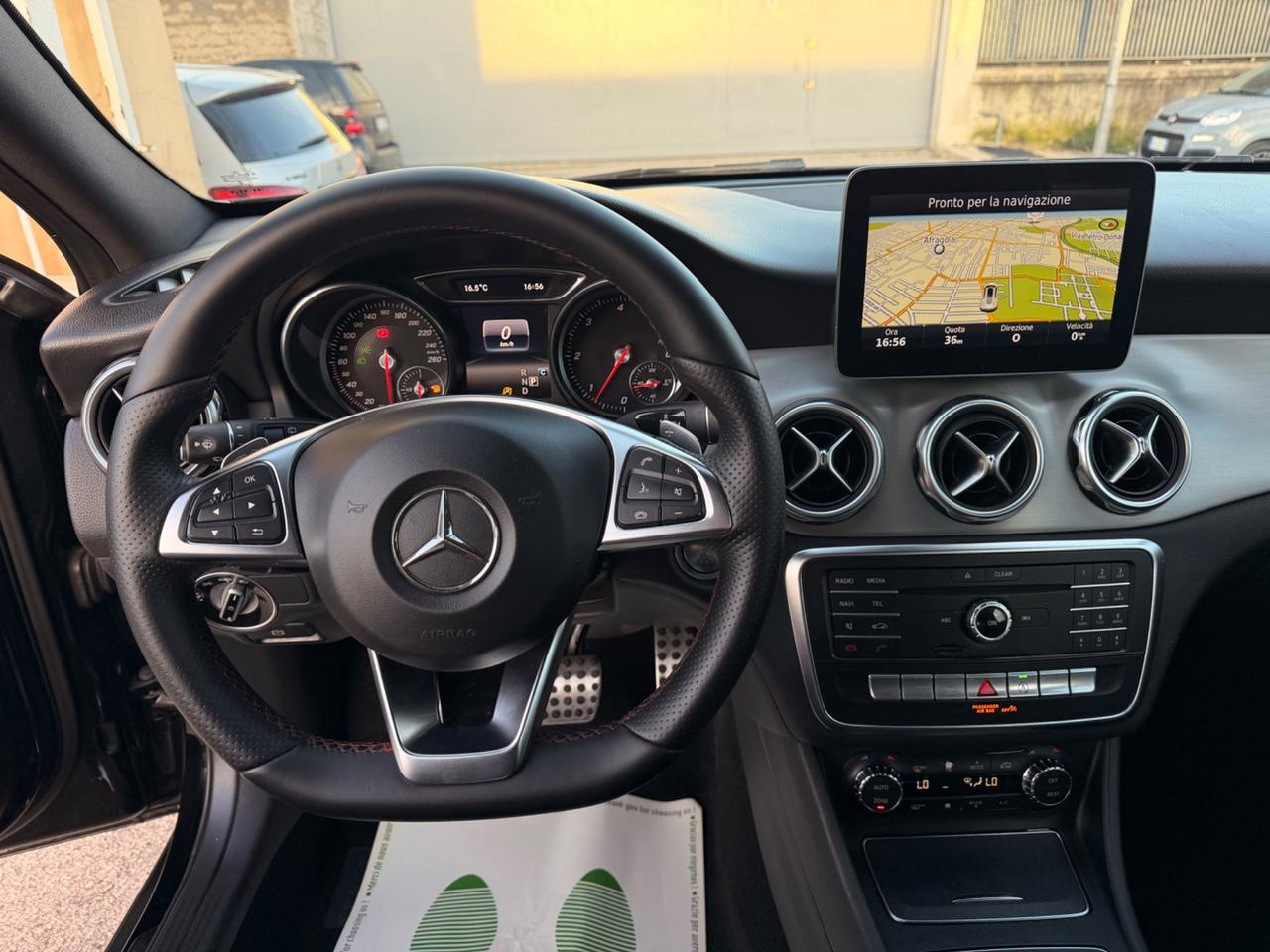 Mercedes-benz GLA 200d Automatic Premium AMG