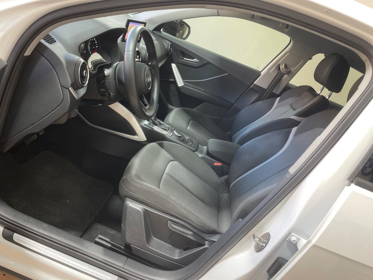 Audi Q2 30 1.6cc 116cv TDI S tronic Identity Black ITALIANA IVA ESPOSTA