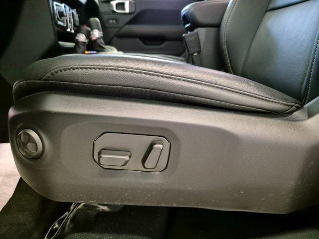 JEEP Wrangler Unlimited 2.0 Turbo Sahara Alpine