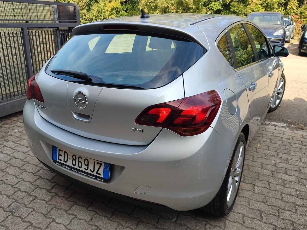 OPEL ASTRA 1.7CDTI BERLINA 8GOMME NUOVE STUPENDA