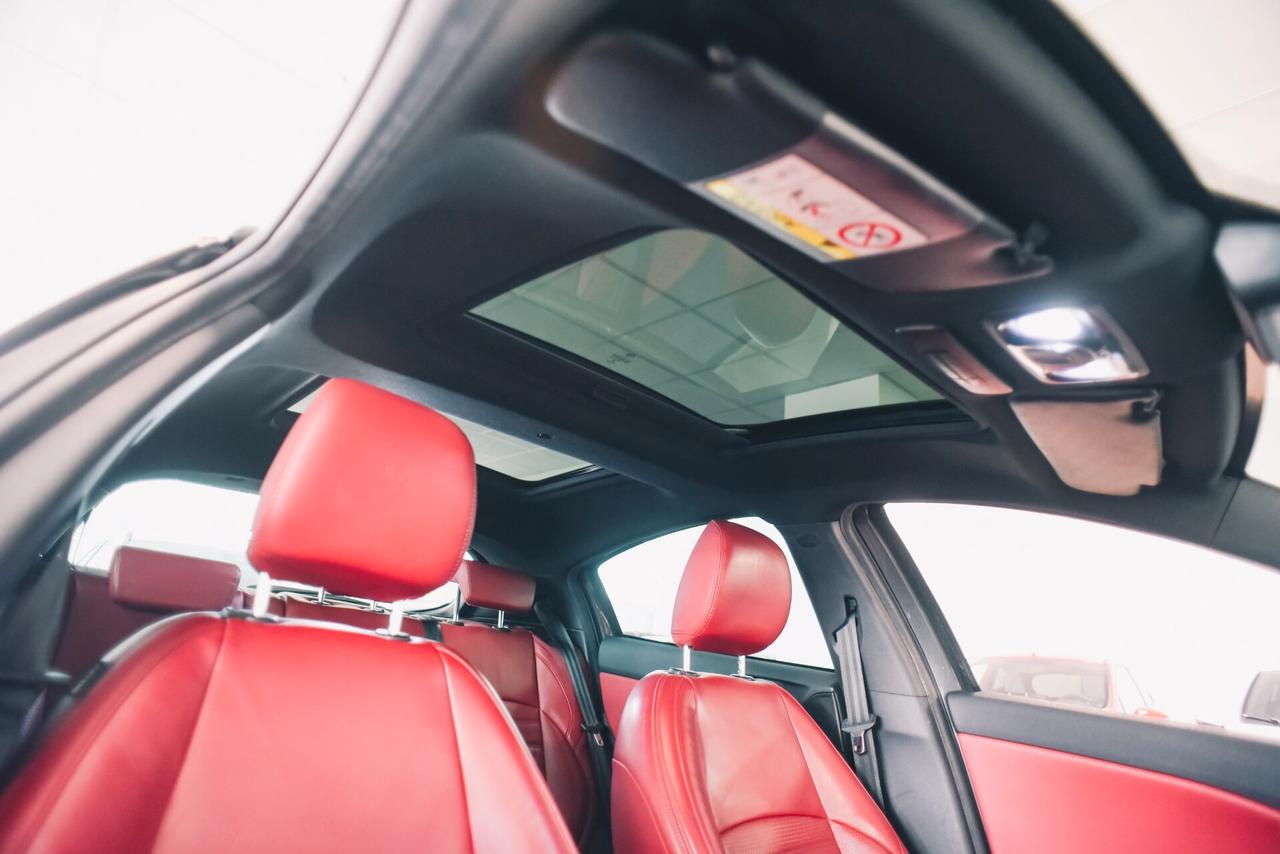 Alfa Romeo Giulietta 1750 Turbo TCT Quadrifoglio Verde