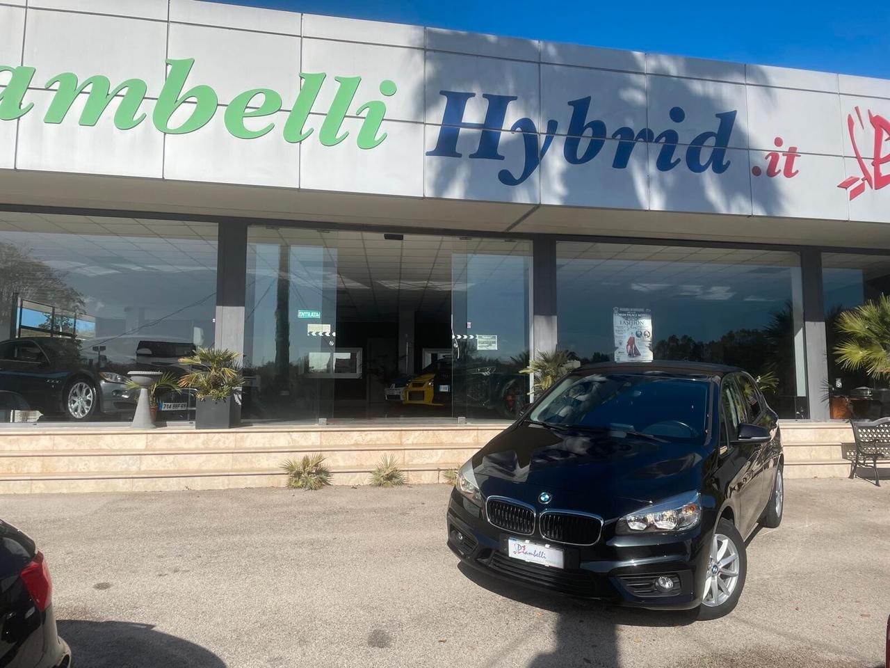 Bmw 2er Active Tourer 218d Luxury AUTOM.