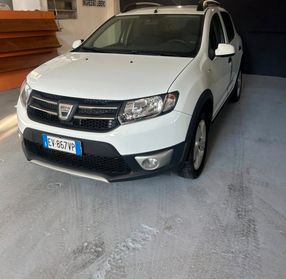 Dacia Sandero Stepway 1.5 dCi 8V 90CV-DISTR FATTA-2014