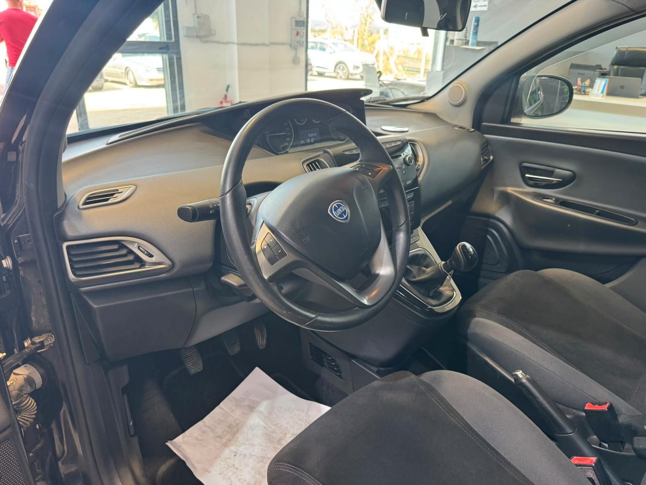 Lancia Ypsilon 1.3 MJT 16V 95 CV 5 porte S&S Gold