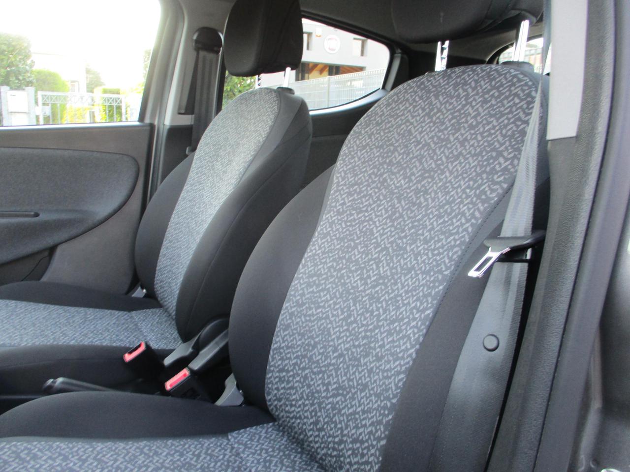 Lancia Ypsilon 1.0 Hybrid Silver Plus - Ok Neopat./Bluetooth