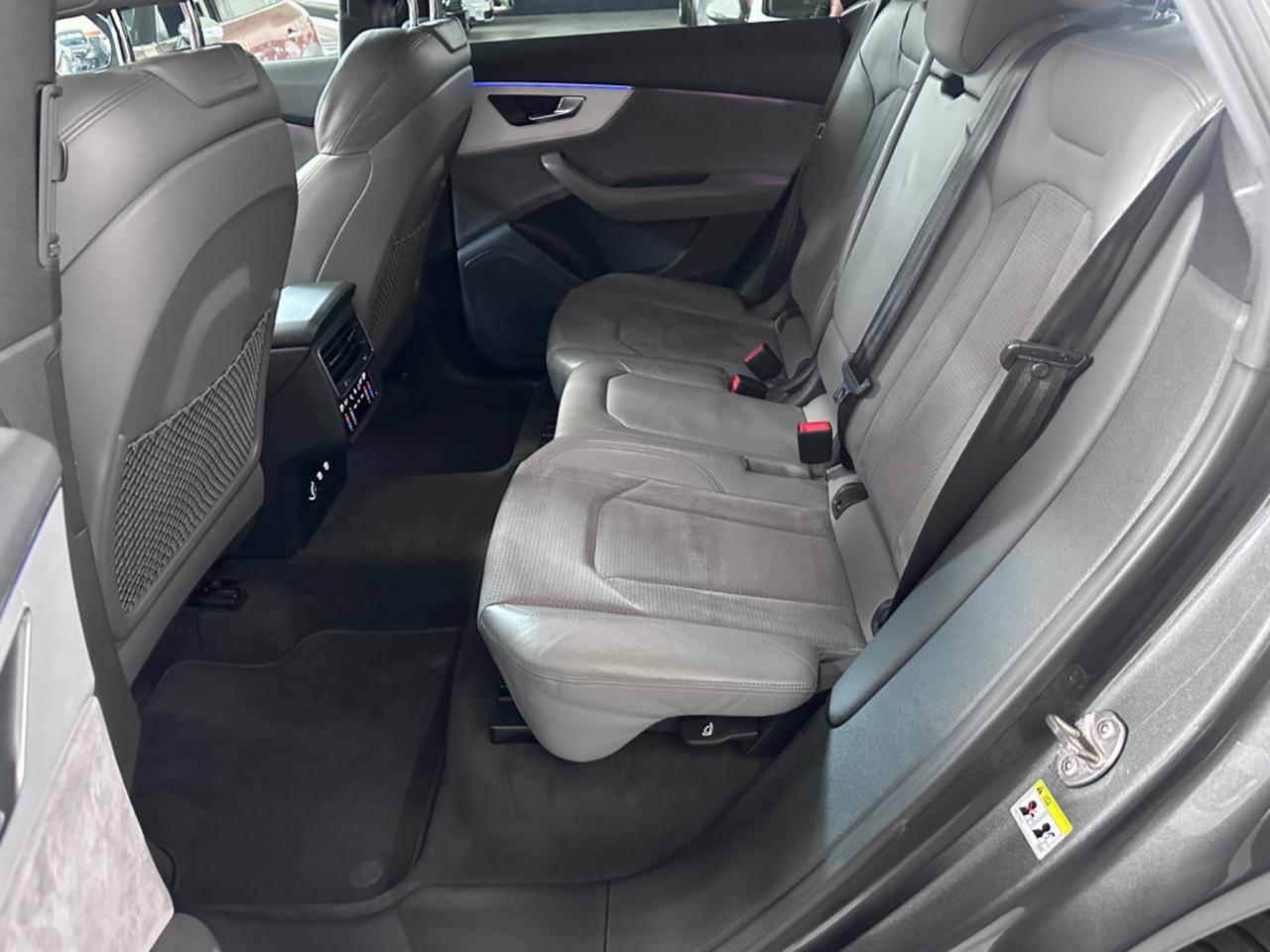 Audi Q8 50 TDI 286 CV quattro tiptronic Sport