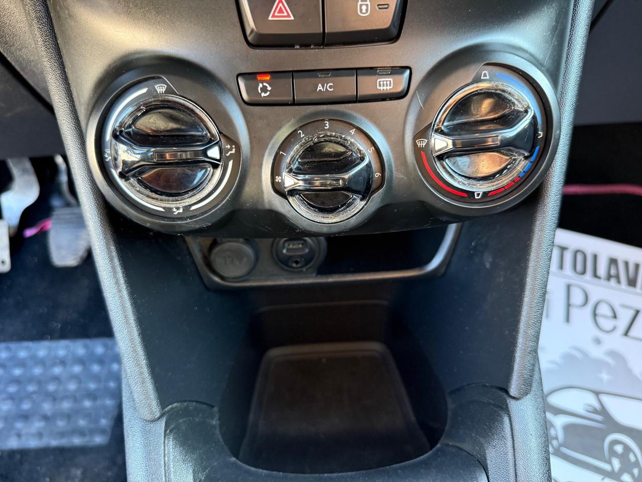 Peugeot 208 1.2 VTi 82 CV 5 porte